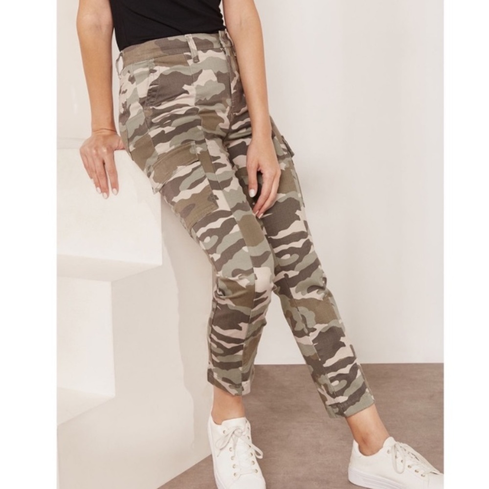 J. Crew Green Classic Camo High Waisted Cropped Vintage Straight Cargo Pants